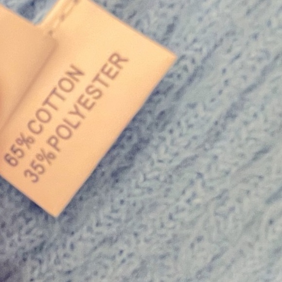 🚫SOLD🚫 NWOT Baby blue fuzzy wrap sweater sz L - Picture 7 of 7